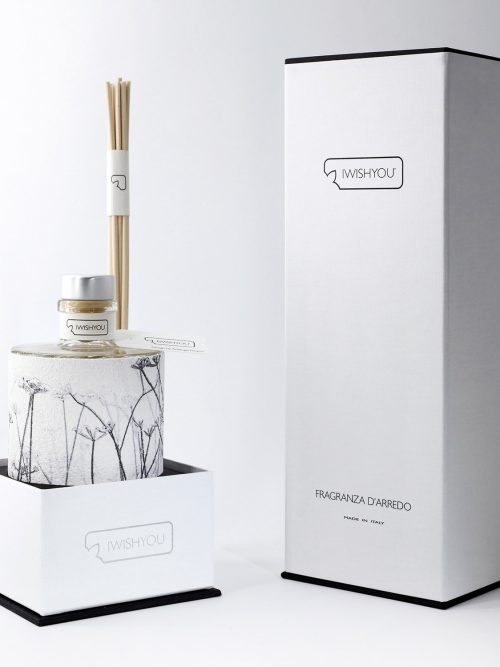 Profumarredo con bastoncini box singola bianca elegante - Fragranza tabacco e agrumi designer Andrea Mancuso